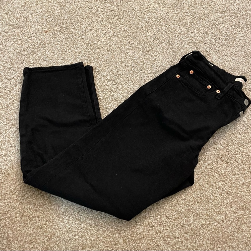 Levi’s Wedgie Straight Black Jeans